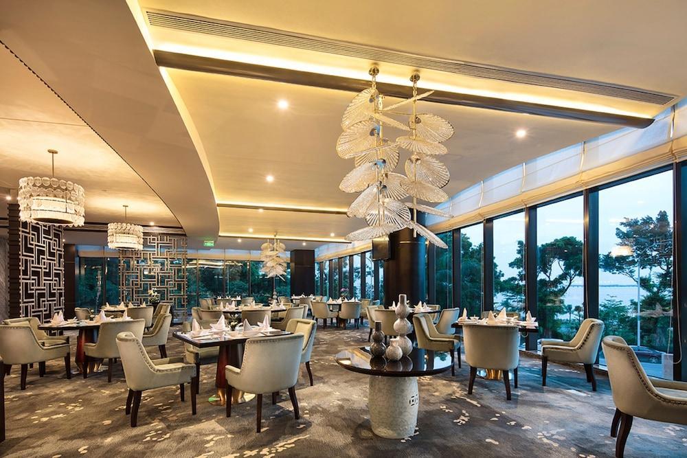 Grand Bay Hotel Châu Hải Ngoại thất bức ảnh